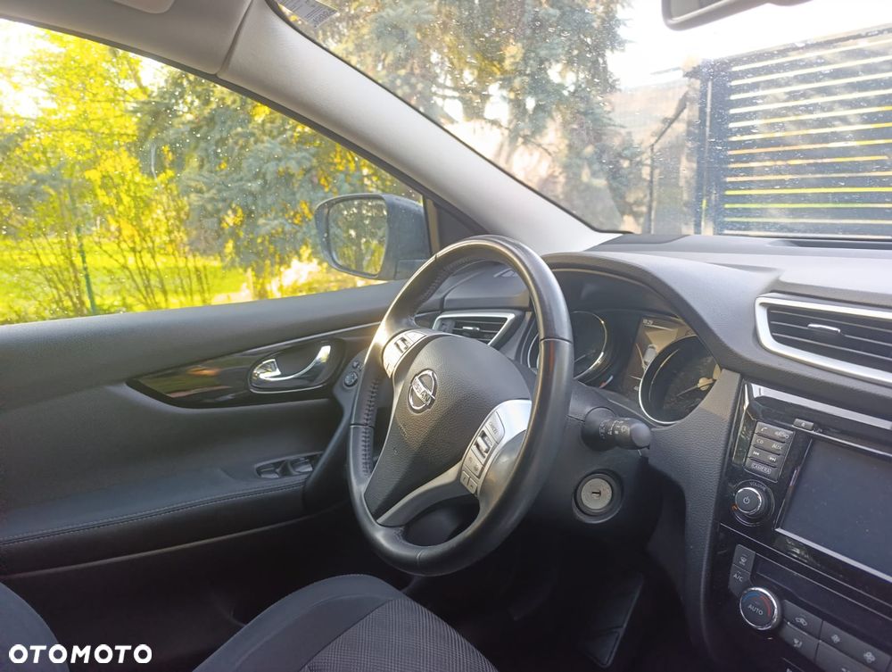 Nissan Qashqai 1.2 DIG-T Xtronic N-Vision - 13