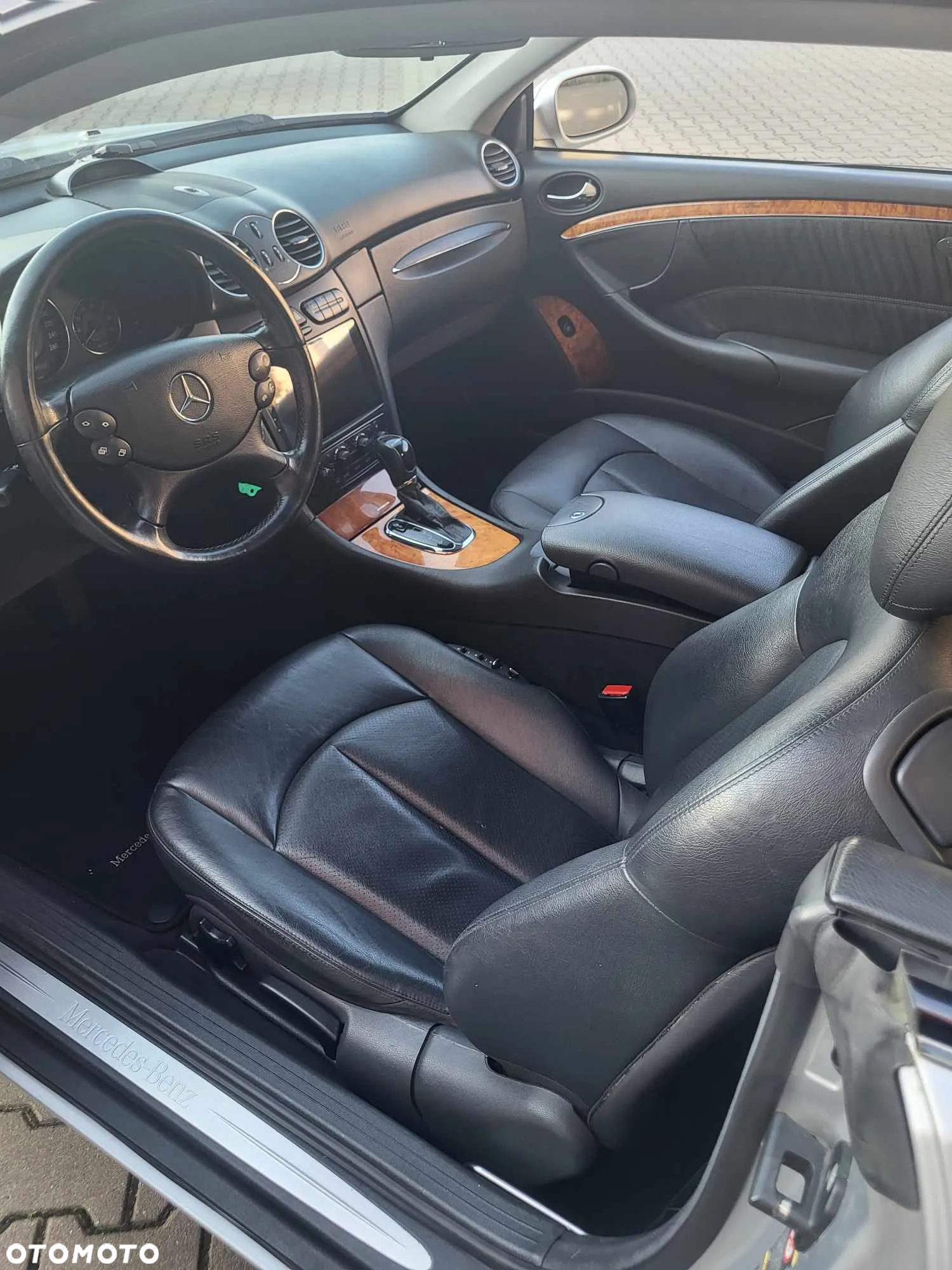 Mercedes-Benz CLK - 8