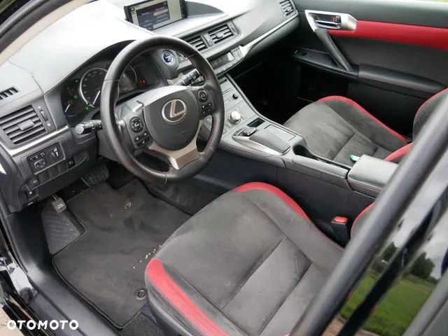 Lexus CT 200h Limited Edition - 11