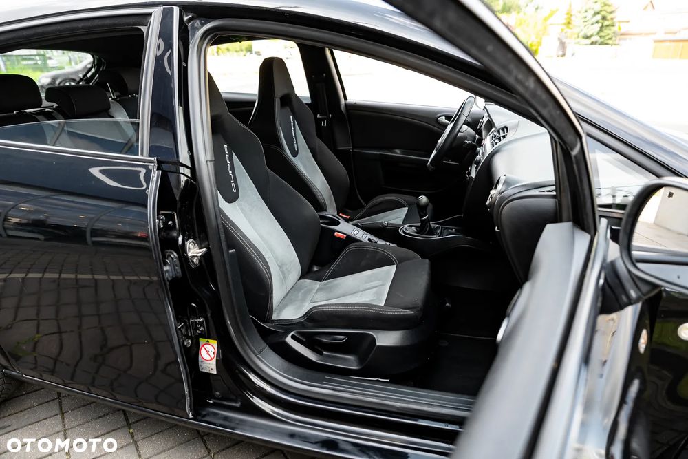 Seat Leon 2.0 T FSI Cupra R - 18