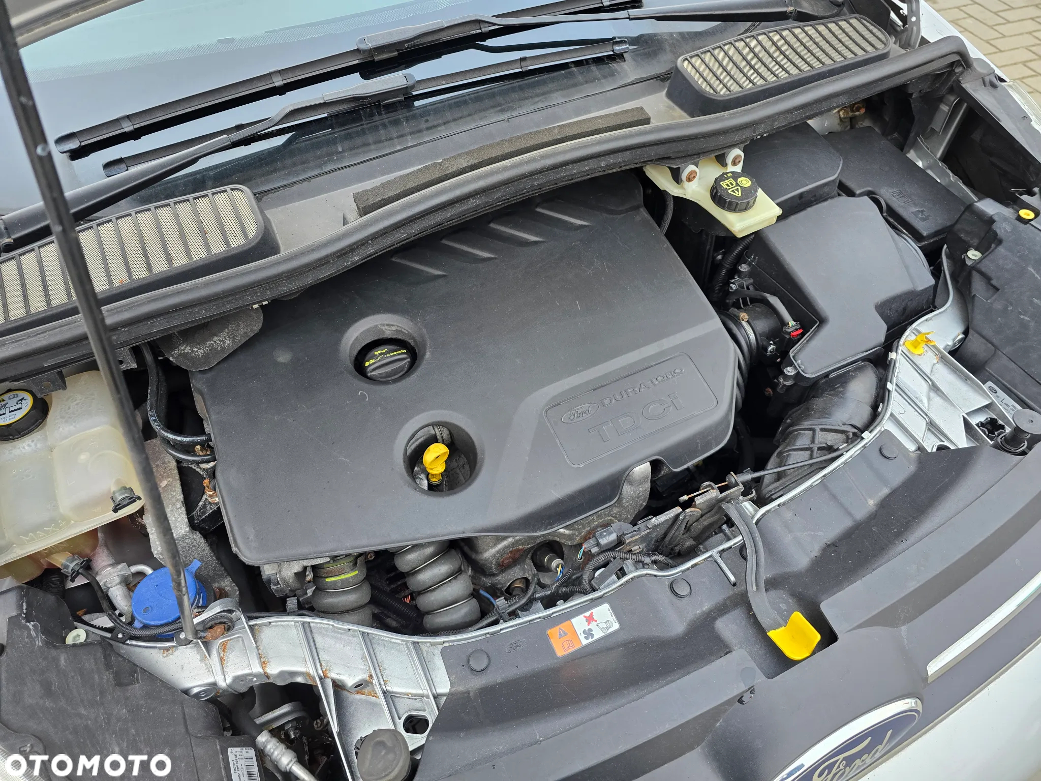 Ford Grand C-MAX - 16