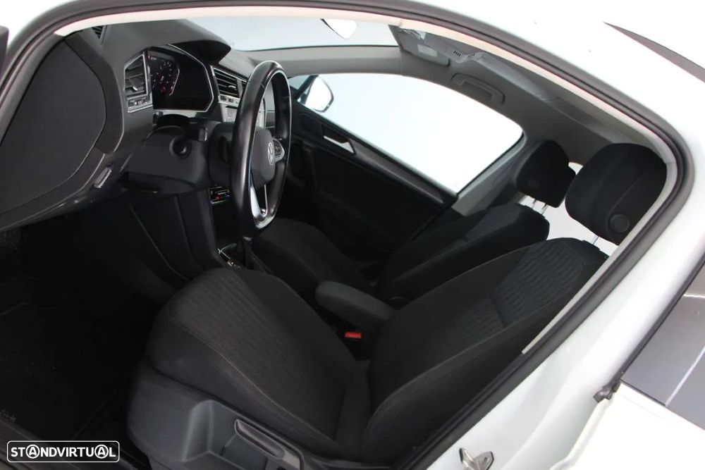 VW Tiguan Allspace 2.0 TDI Life DSG - 31
