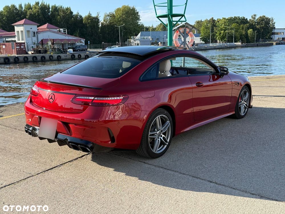 Mercedes-Benz Klasa E 400 4-Matic 9G-TRONIC - 3