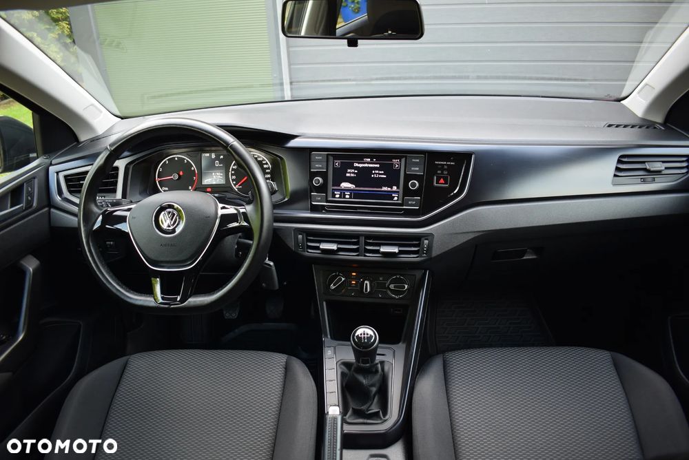 Volkswagen Polo - 29