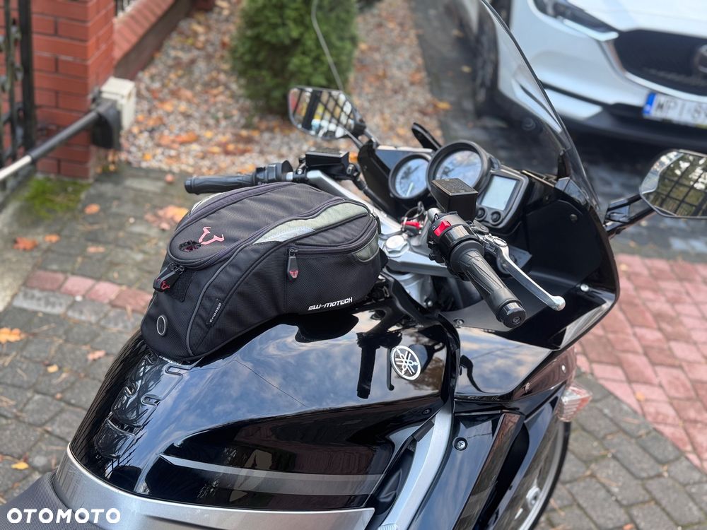 Yamaha FJR - 15
