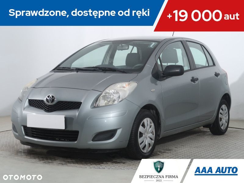 Toyota Yaris - 1