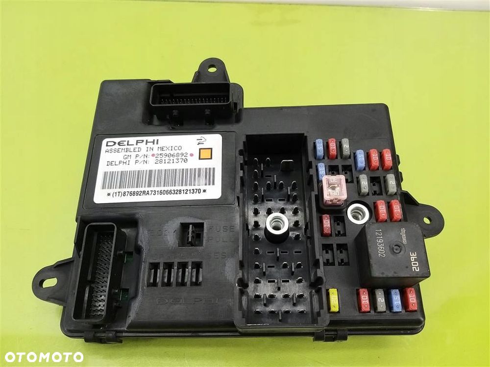Moduł BCM Sterownik Chevrolet HHR 2005-2011 25906892 28121370 ORYGINAŁ - 1