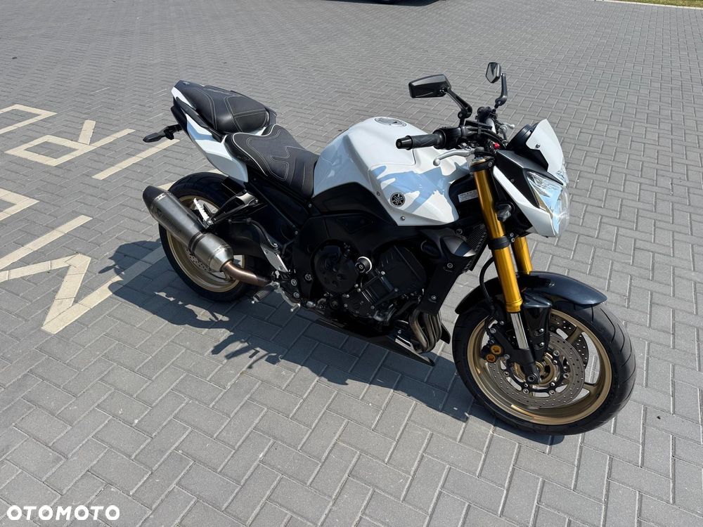 Yamaha FZ8 - 6