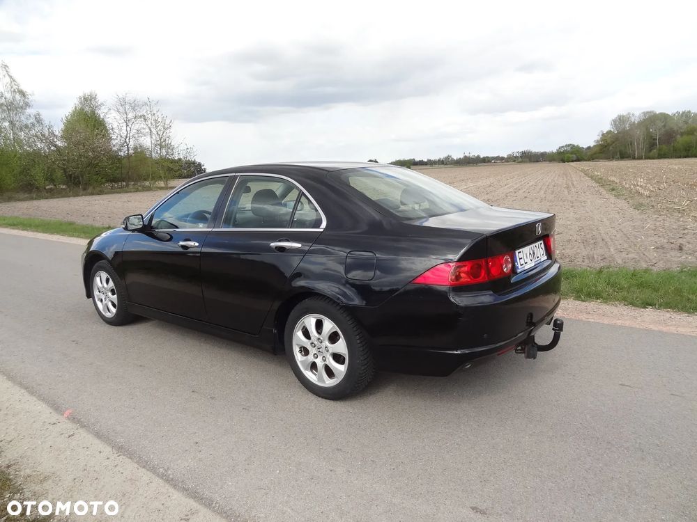 Honda Accord 2.0 Executive - 6