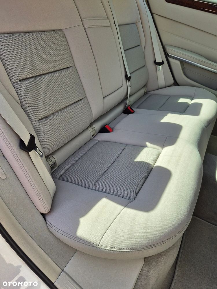 Mercedes-Benz Klasa E 200 BlueTEC 7G-TRONIC Elegance - 17