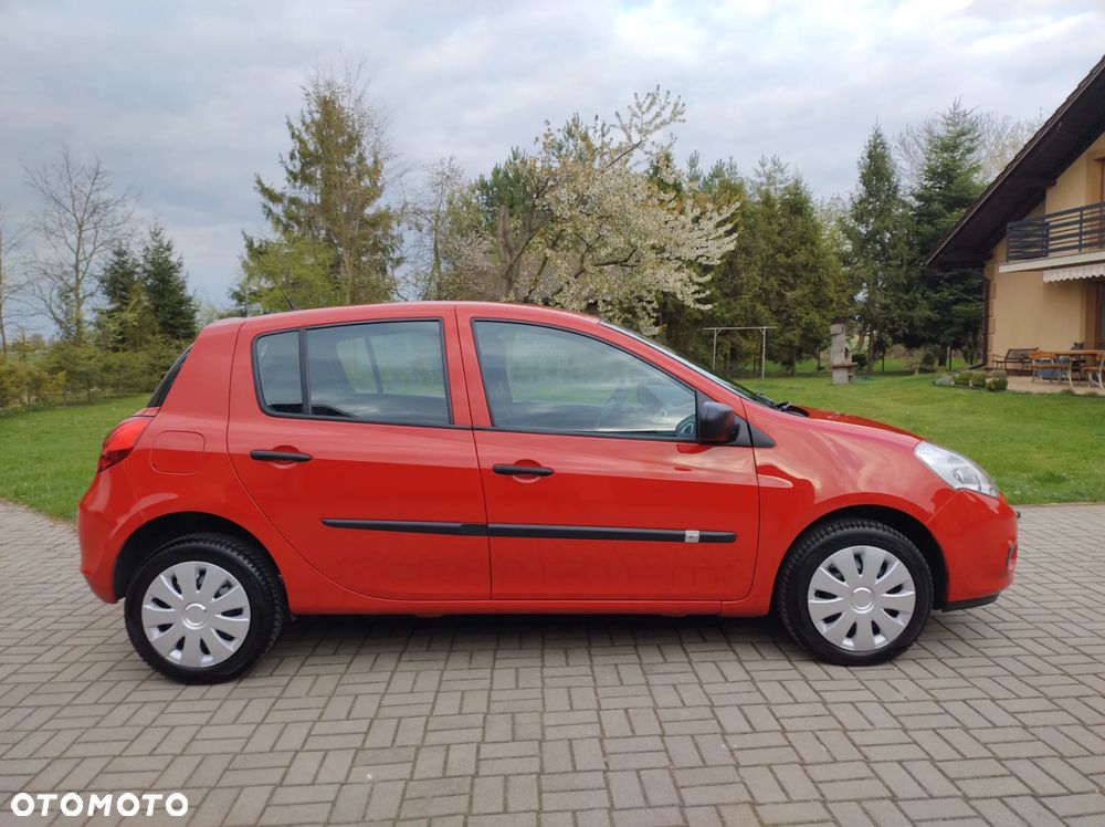 Renault Clio 1.2 16V 75 Dynamique - 5