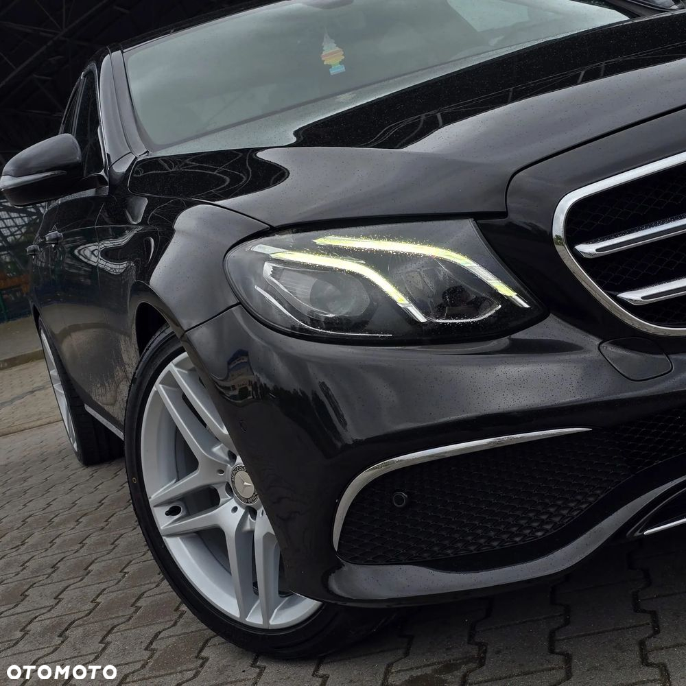 Mercedes-Benz Klasa E 220 d 9G-TRONIC AMG Line - 9