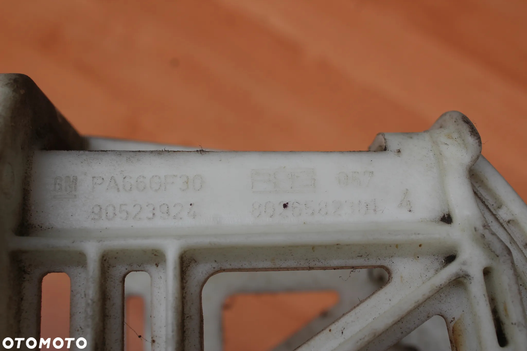 LEWAREK GAŁKA ZMIANY BIEGÓW OPEL VECTRA B 90523924 - 11