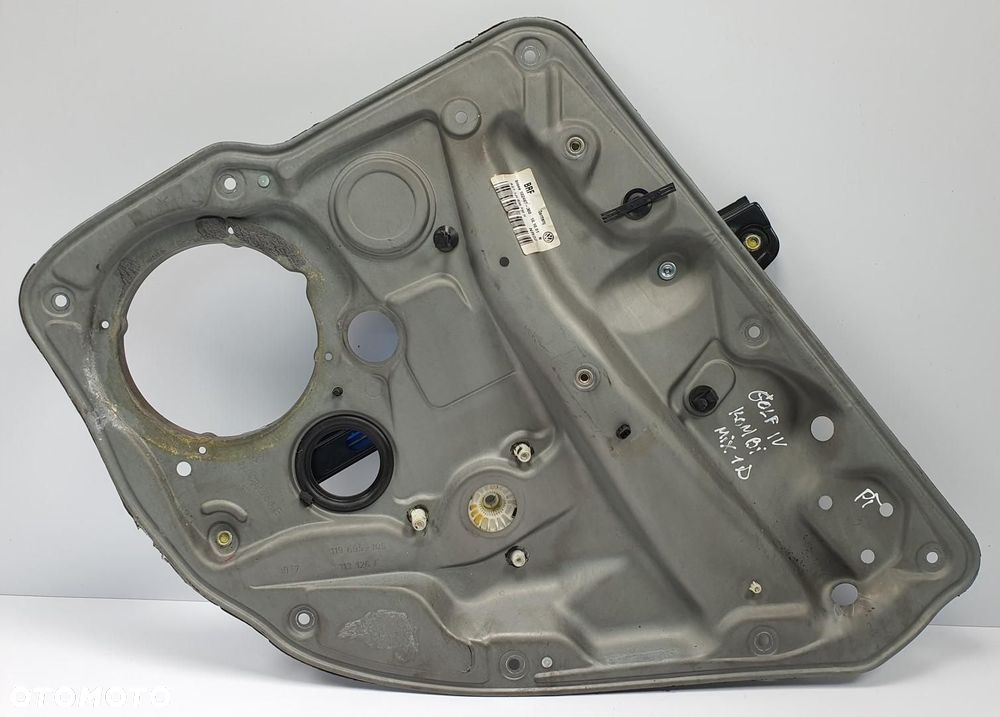 MECHANIZM PODNOŚNIK SZYBY PRAWY TYŁ VW GOLF IV 1J4839756E - 1