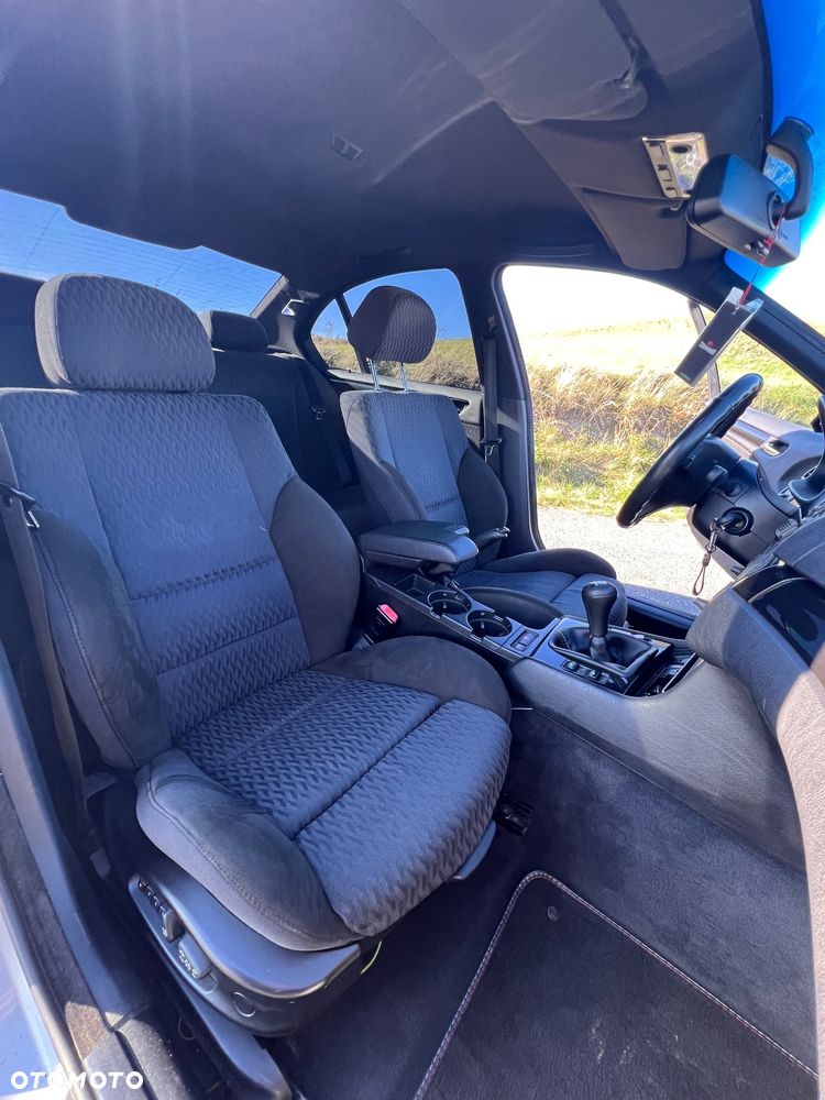 BMW Seria 3 320i - 16