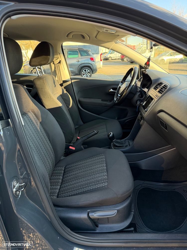 VW Polo 1.0 (Blue Motion ) Comfortline - 5