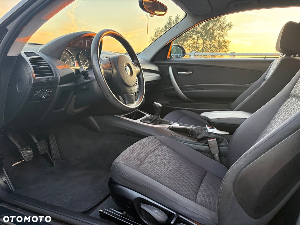 BMW Seria 1 - 15