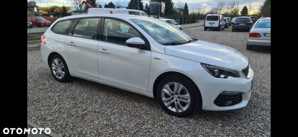 Peugeot 308 BlueHDi FAP 130 EAT8 Stop & Start GT Pack - 3