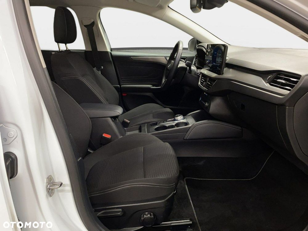 Ford Focus - 12