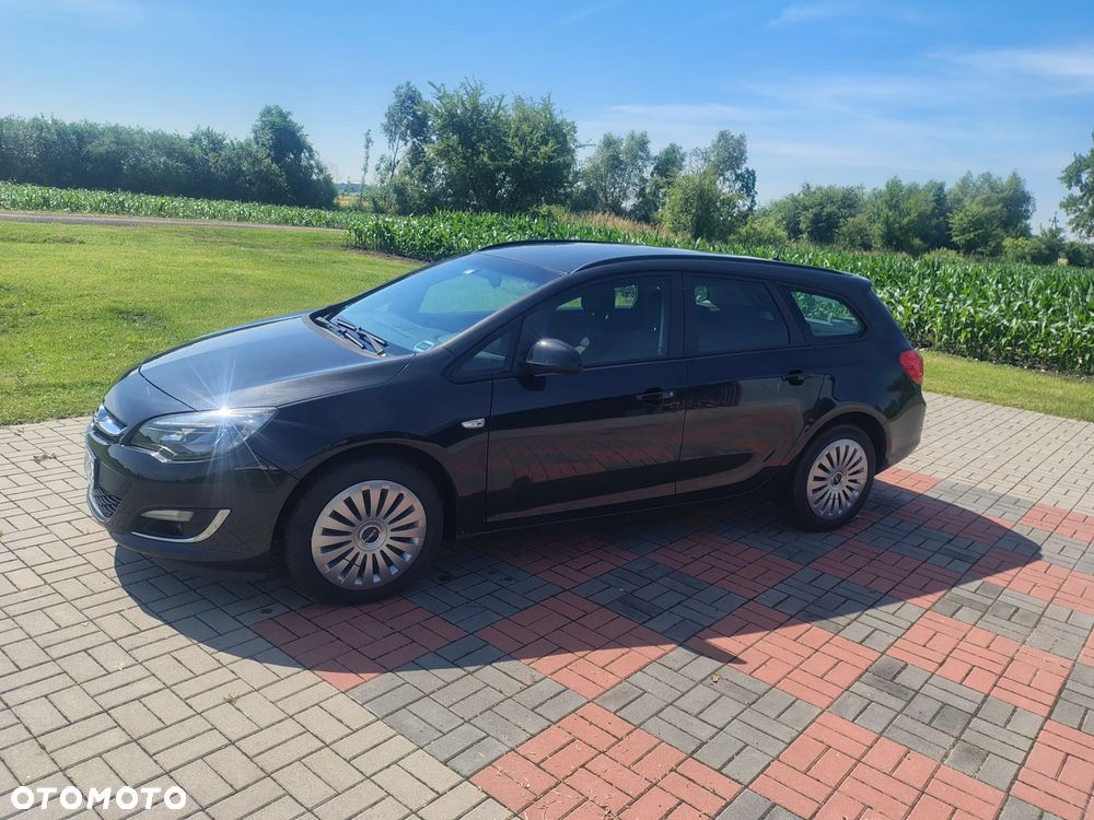 Opel Astra 1.4 Turbo - 4
