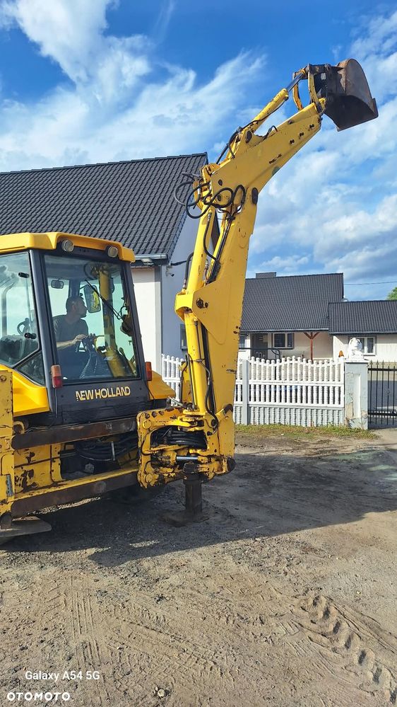 New Holland LB 110 - 3