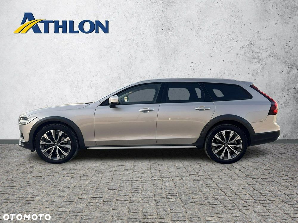 Volvo V90 Cross Country B5 D AWD Pro - 2