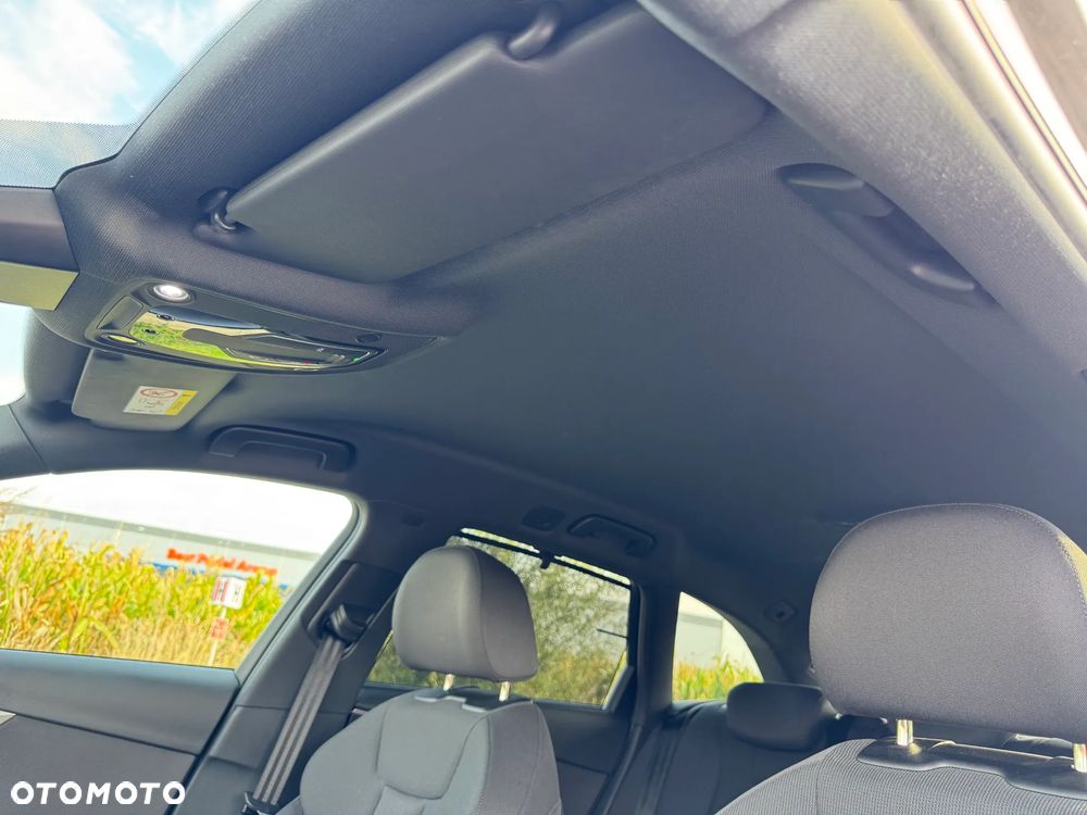 Audi A4 Avant 35 TDI S tronic advanced - 14