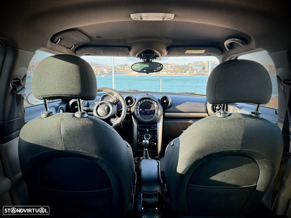 MINI Countryman One D - 11