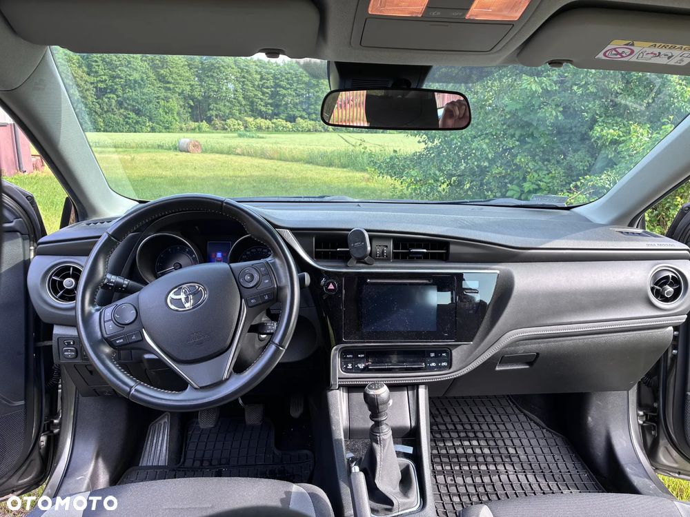 Toyota Auris 1.6 Active - 12
