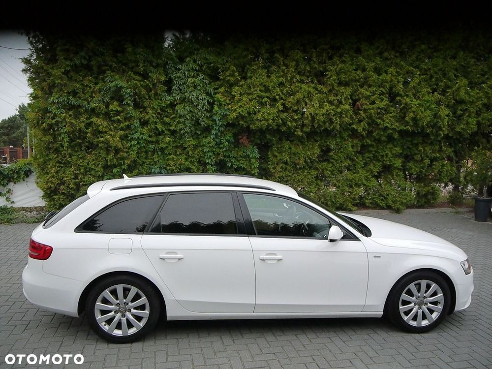 Audi A4 Avant - 11