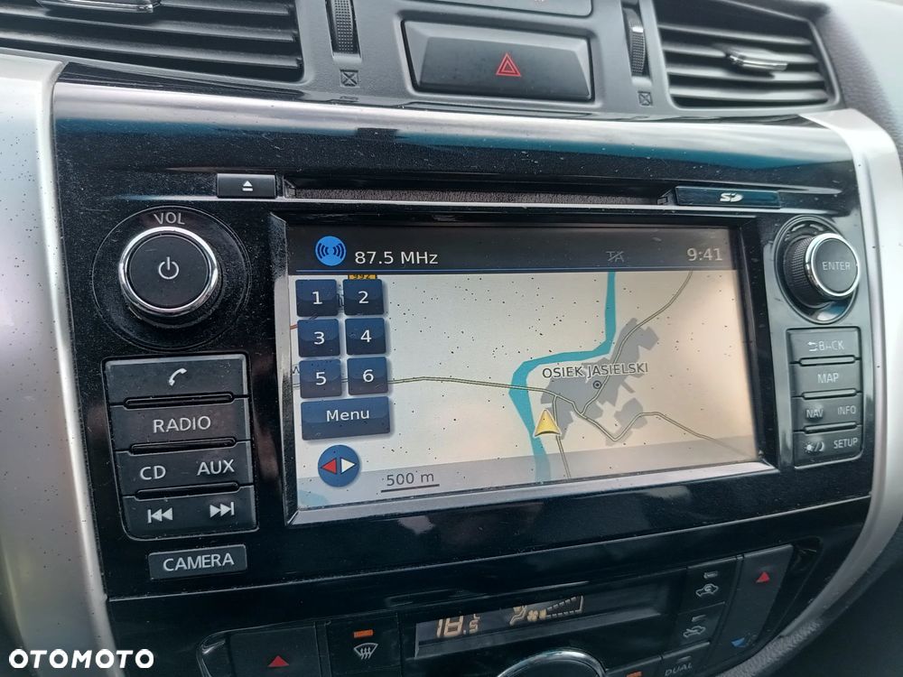Nissan Navara DC 4x4 Autm Tekna - 30