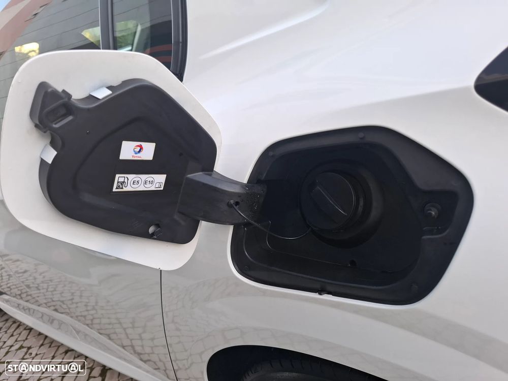 Peugeot 208 PureTech 75 Active - 51