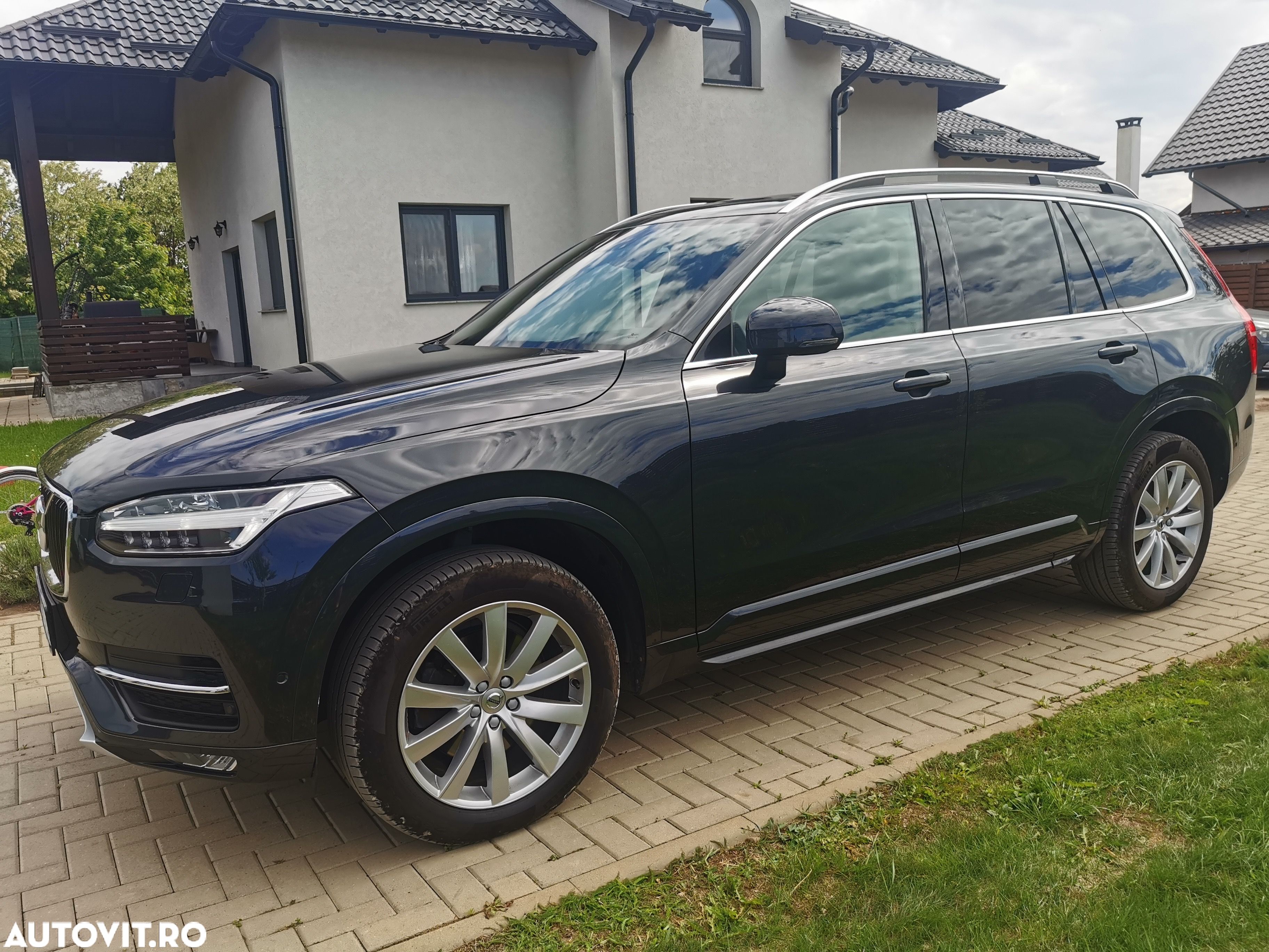 Volvo XC 90 D5 AWD Geartronic Momentum - 1