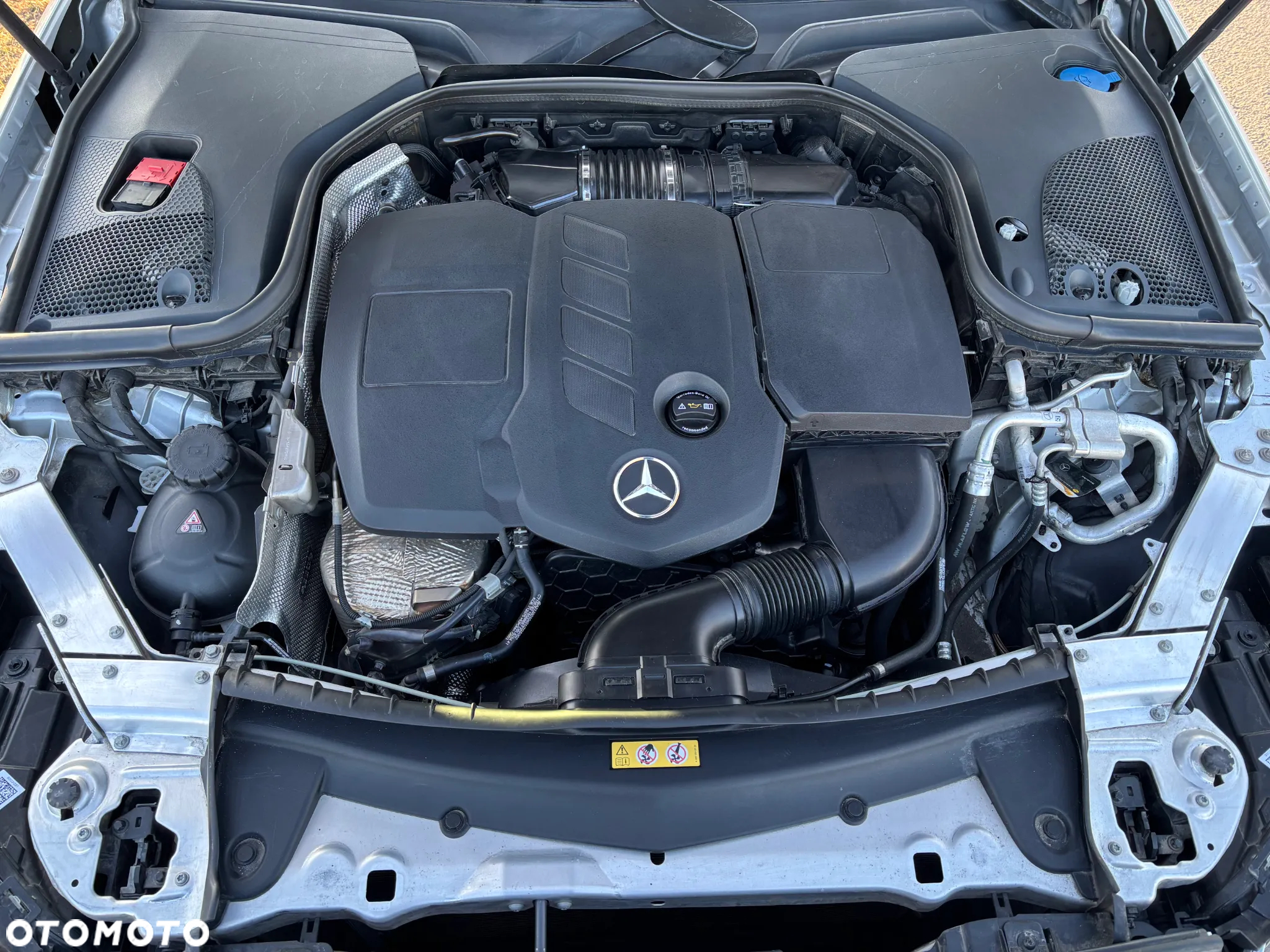 Mercedes-Benz Klasa E - 16