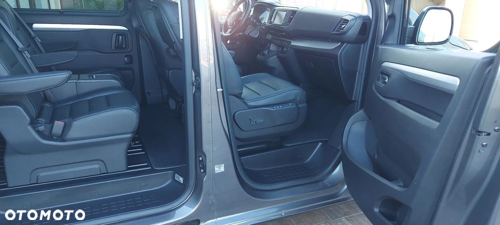 Toyota Proace Verso 2.0 D4-D Medium VIP - 23