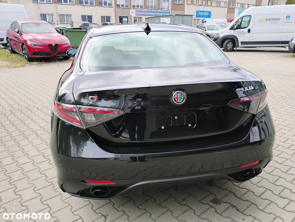 Alfa Romeo Giulia 2.0 Turbo Sprint Q4 - 8