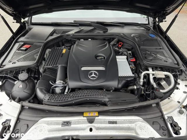 Mercedes-Benz Klasa C 180 (BlueEFFICIENCY) - 11