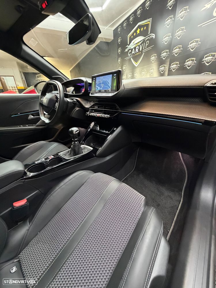 Peugeot 208 1.2 PureTech GT Line - 9