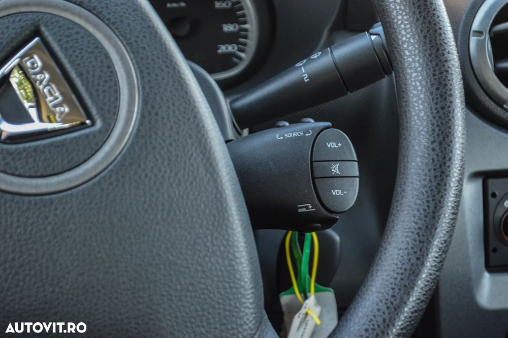 Dacia Duster 1.6 4x2 Ambiance - 28