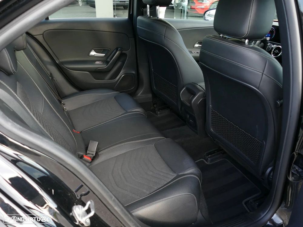 Mercedes-Benz A 250 Limousine e Style Plus - 31