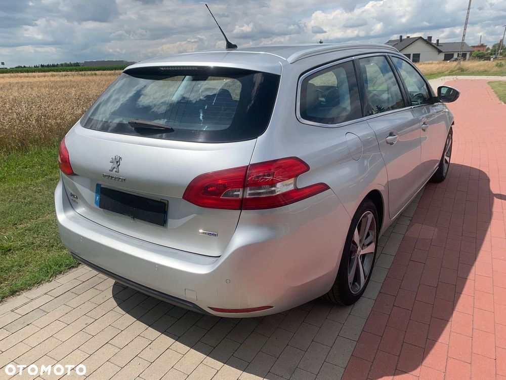 Peugeot 308 SW 1.6 BlueHDi Active S&S EAT6 - 9