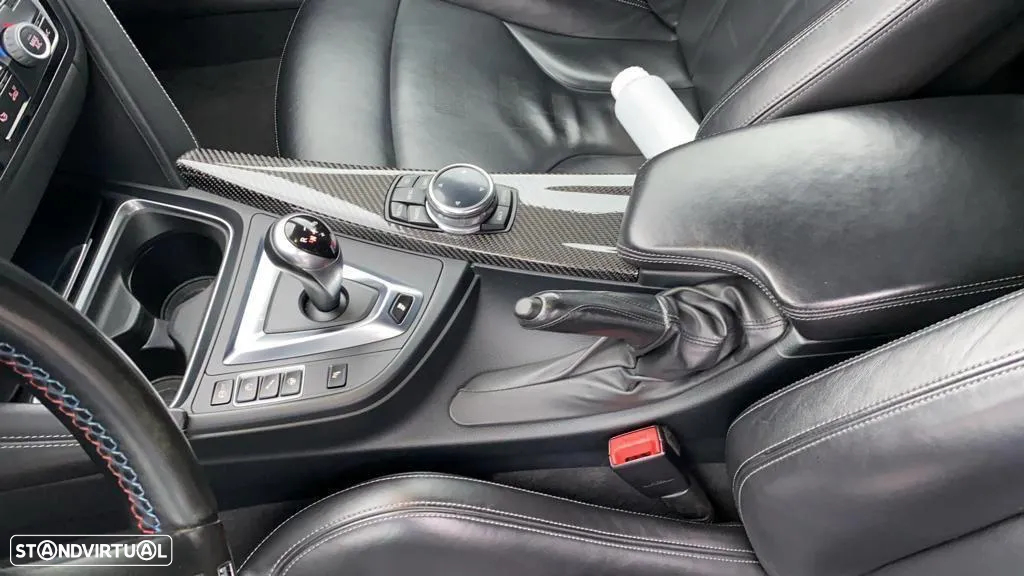 BMW M4 Auto - 7
