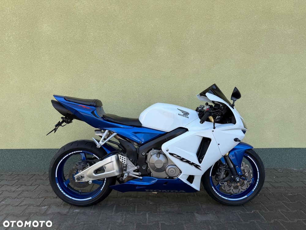 Honda CBR - 7