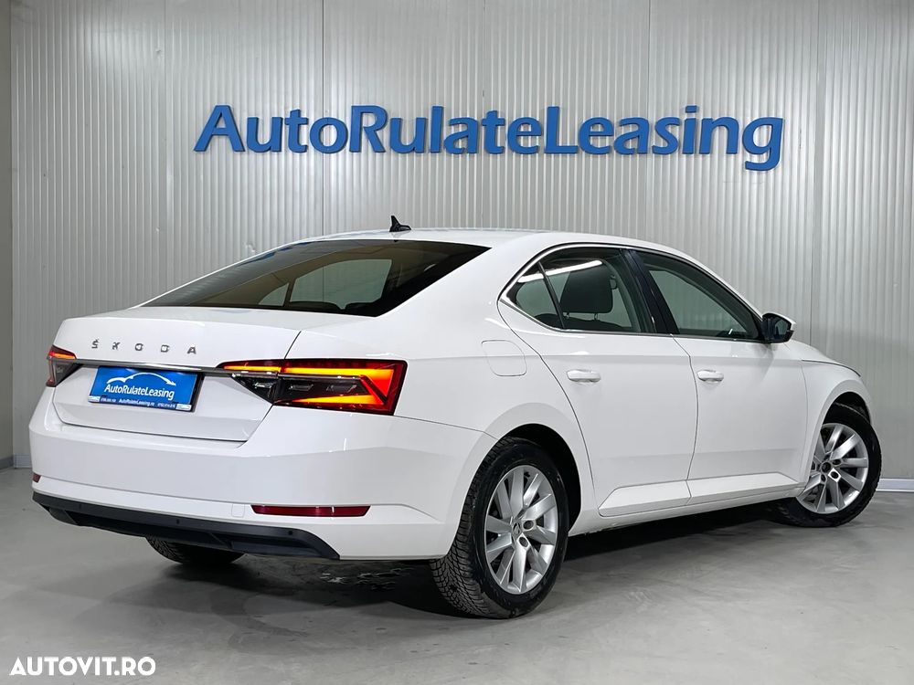 Skoda Superb 2.0 TDI Ambition - 4