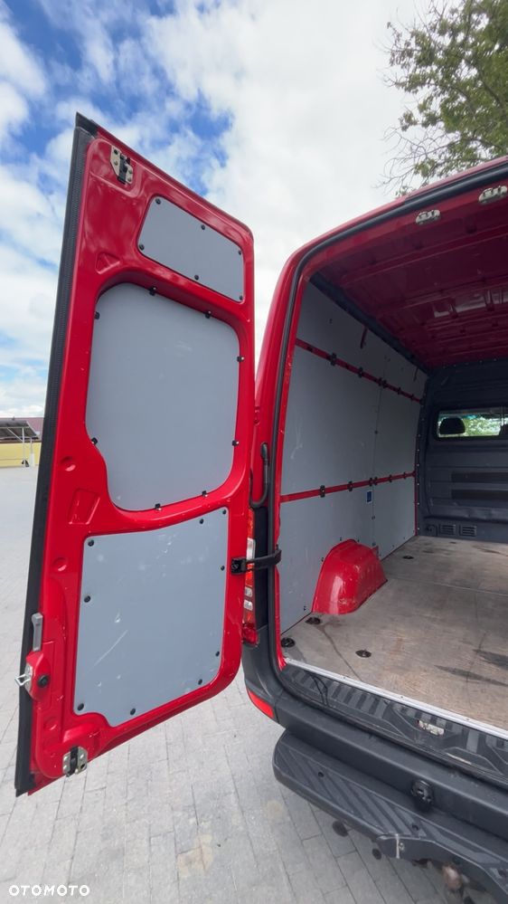 Mercedes-Benz Sprinter - 9