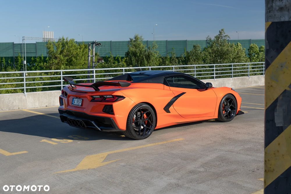 Chevrolet Corvette - 8