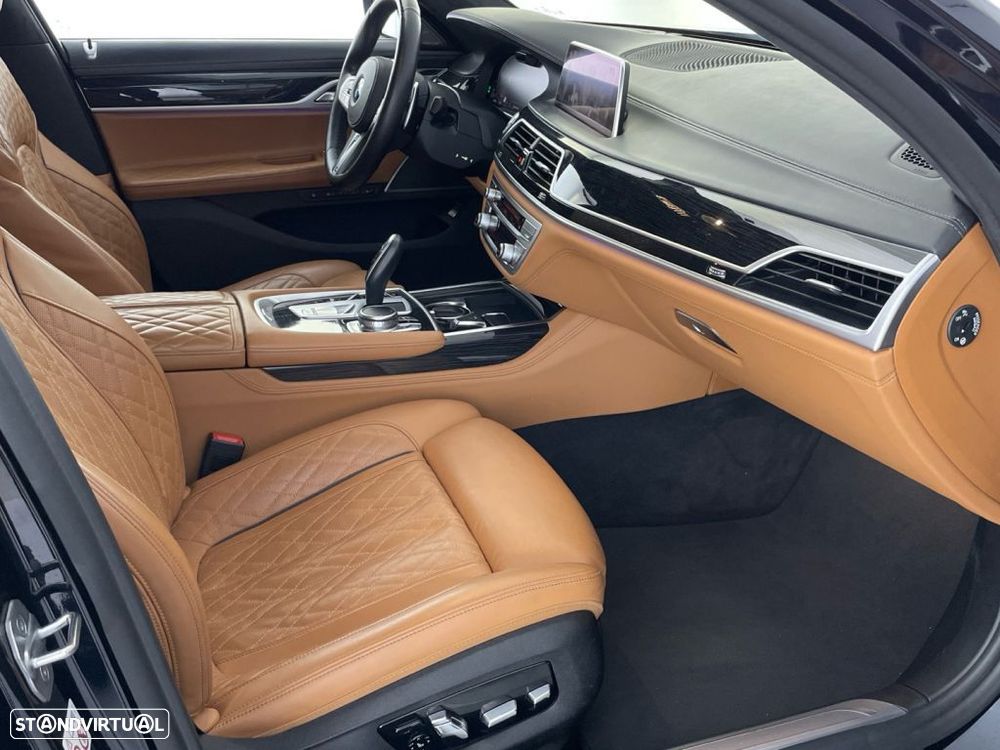 BMW 730 d Pack M Auto - 23