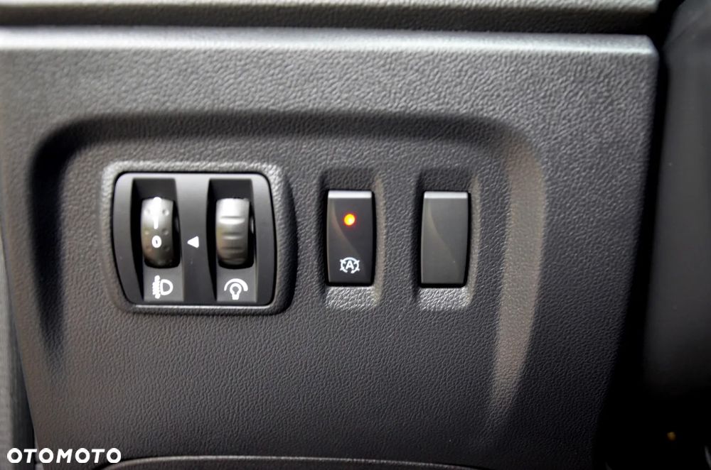 Renault Captur (ENERGY) TCe 90 LIMITED - 24