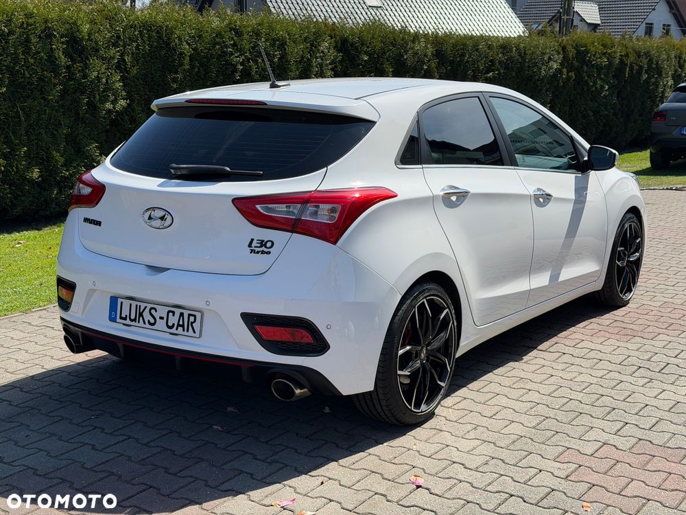 Hyundai i30 1.6 GDI Turbo Luxury - 39