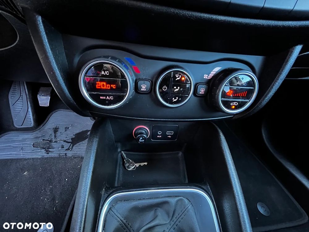 Fiat Tipo 1.4 T-Jet 16v S-Design - 21